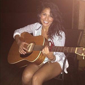 Meet your Posher, Veronica